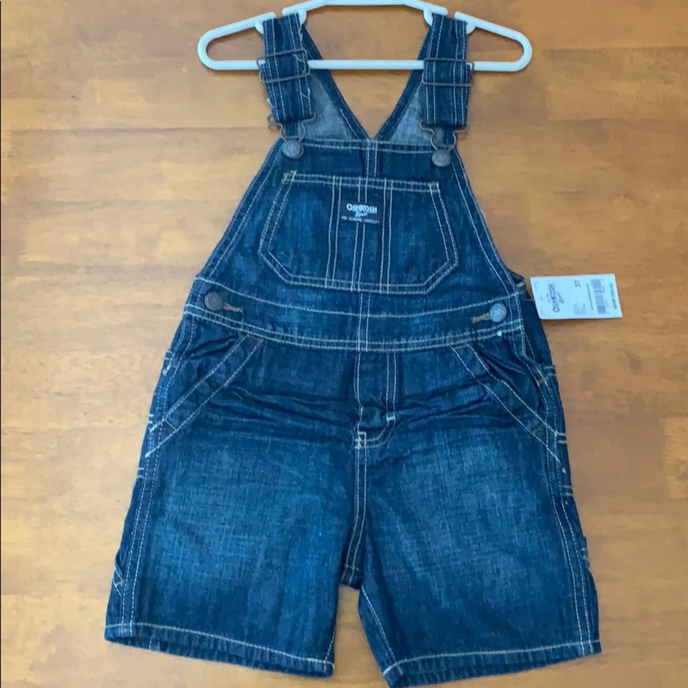 Oshkosh B’Gosh short all’s. Toddler 3t
